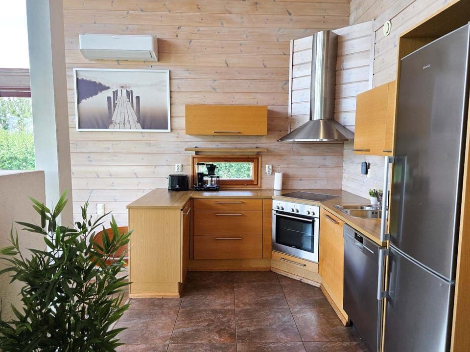 Kitchen or kitchenette, oven, stove