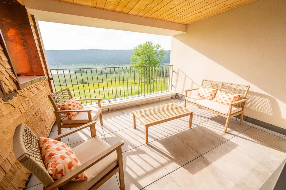 Patio, Natural landscape, View (from property/room), Balcony/Terrace, Mountain view