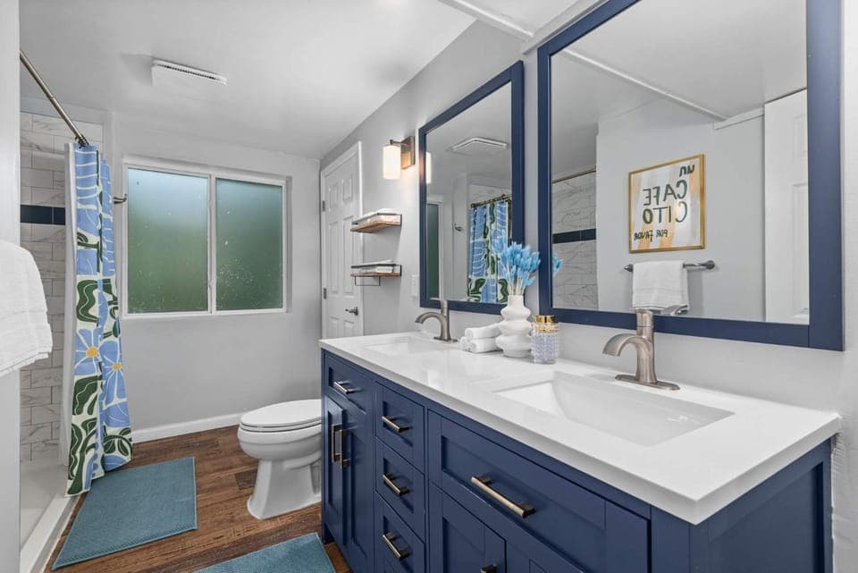 Toilet, Bathroom, Bath, towels