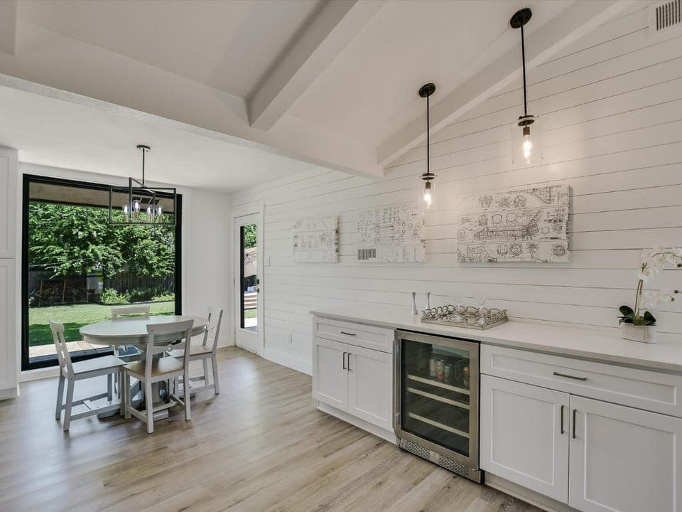 Photo of the whole room