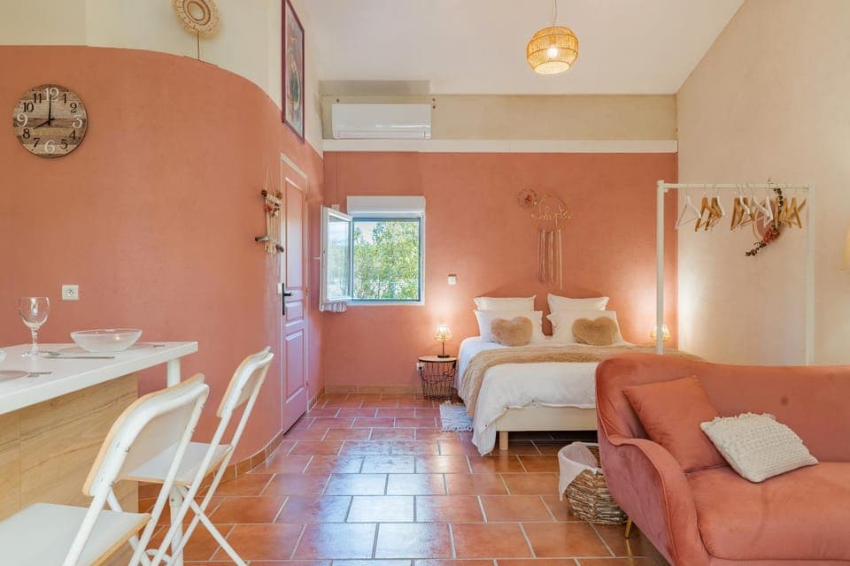 Property building, Living room