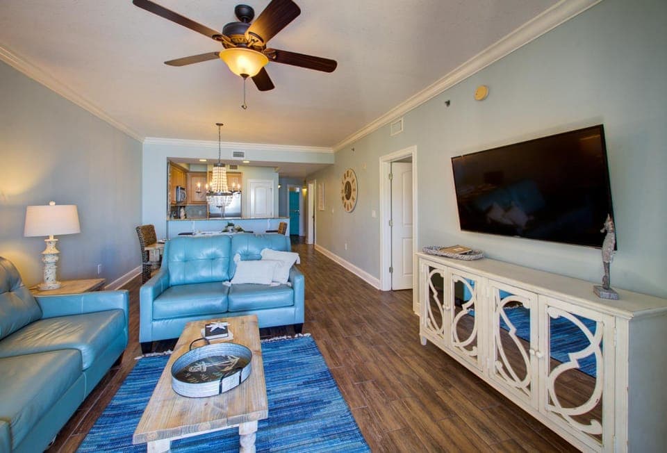 Azure 519 - Free Beach Service & Unbelievable Views! Apartment in Okaloosa Island