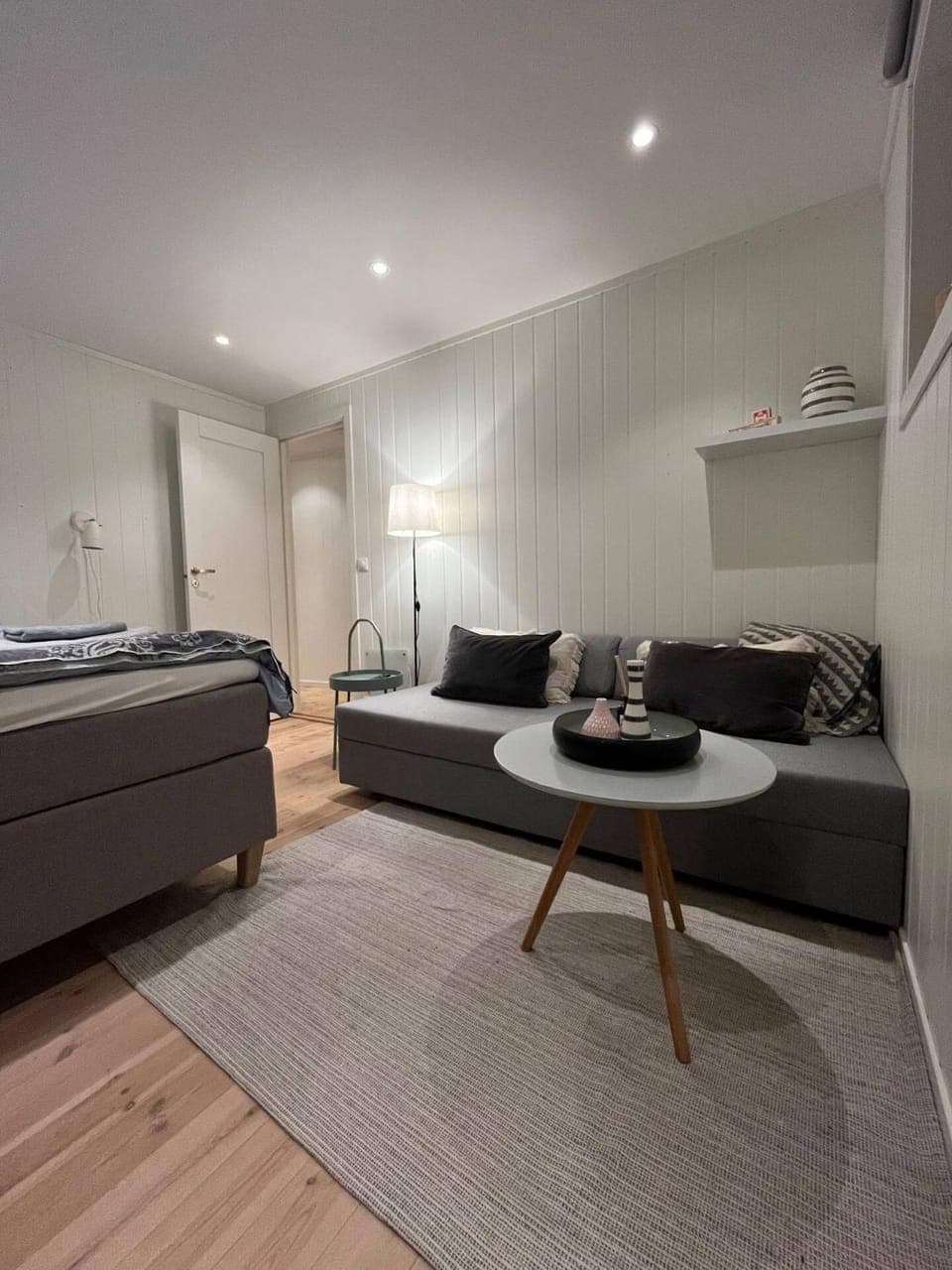 Bed, Living room, Bedroom