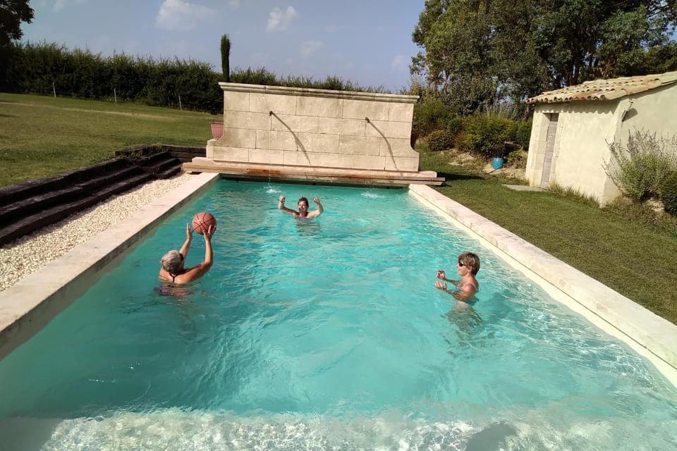 Swimming pool