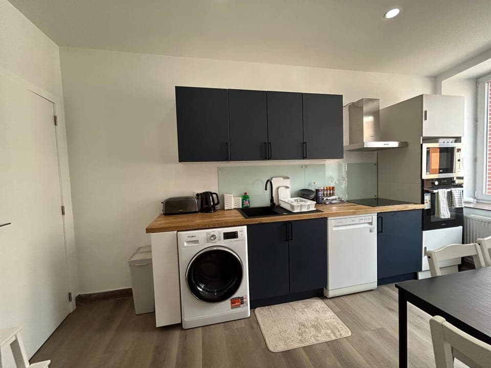 dishwasher, oven, stove, toaster, washing machine, dryer