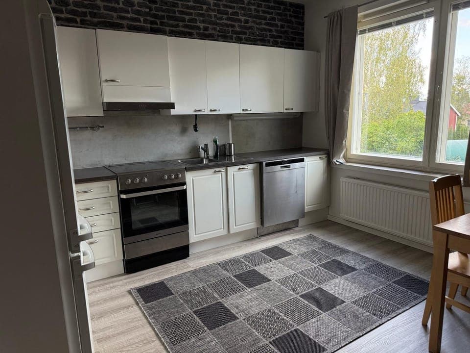 Kitchen or kitchenette, Breakfast, stove, stove, kitchen, kitchen