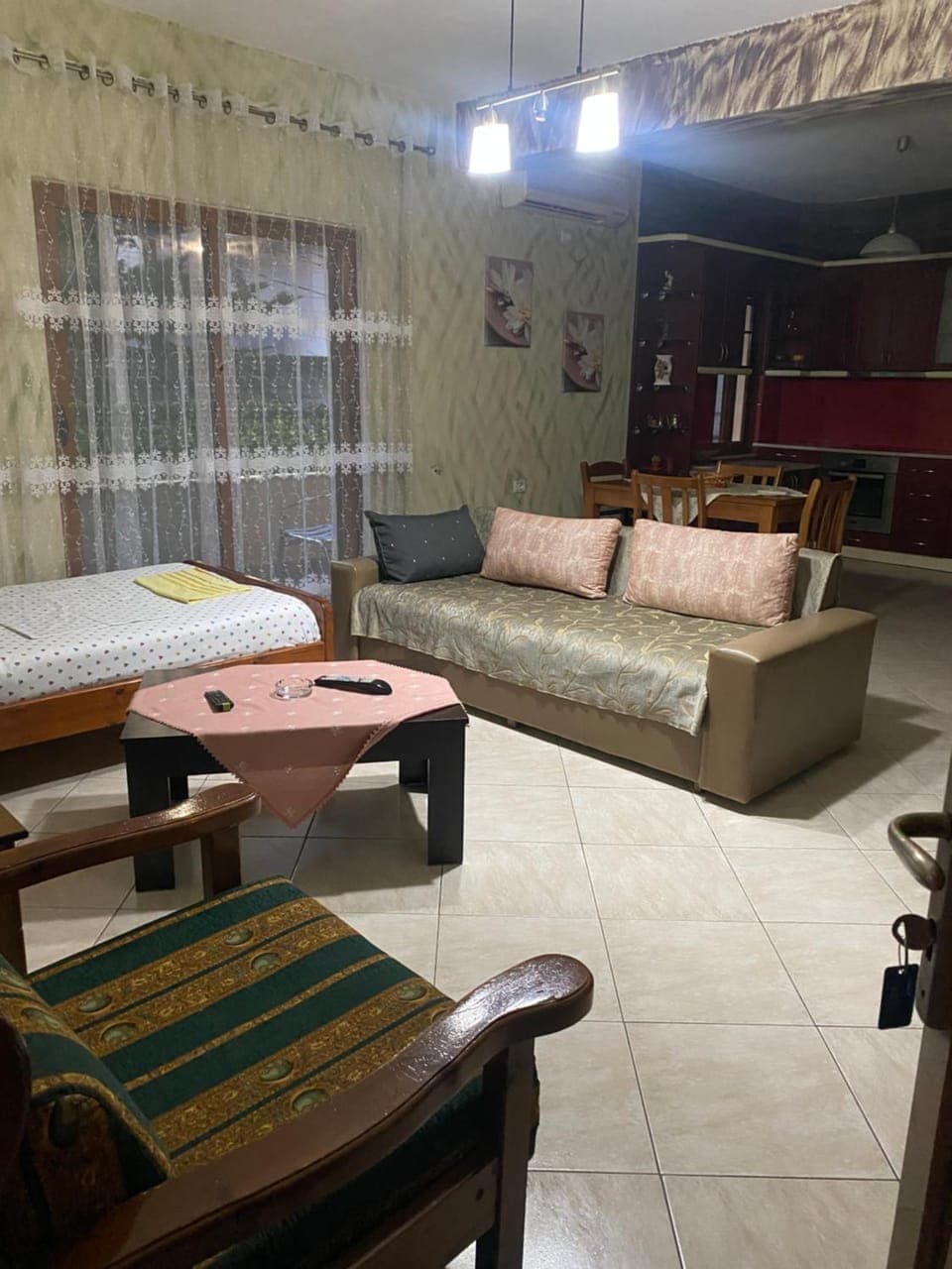 Living room, Photo of the whole room, Seating area