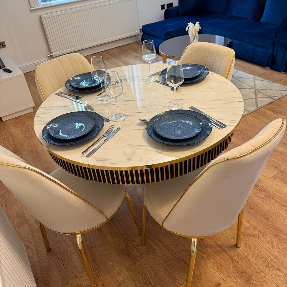 TV and multimedia, Parking, furniture, internet, towels, washing machine