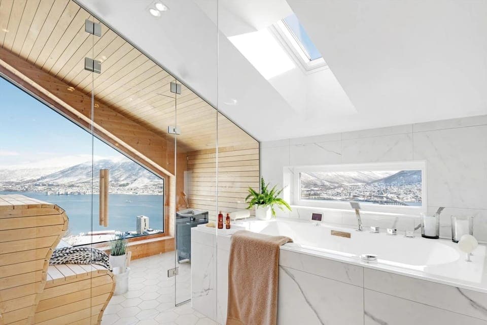 Sauna, Bathroom