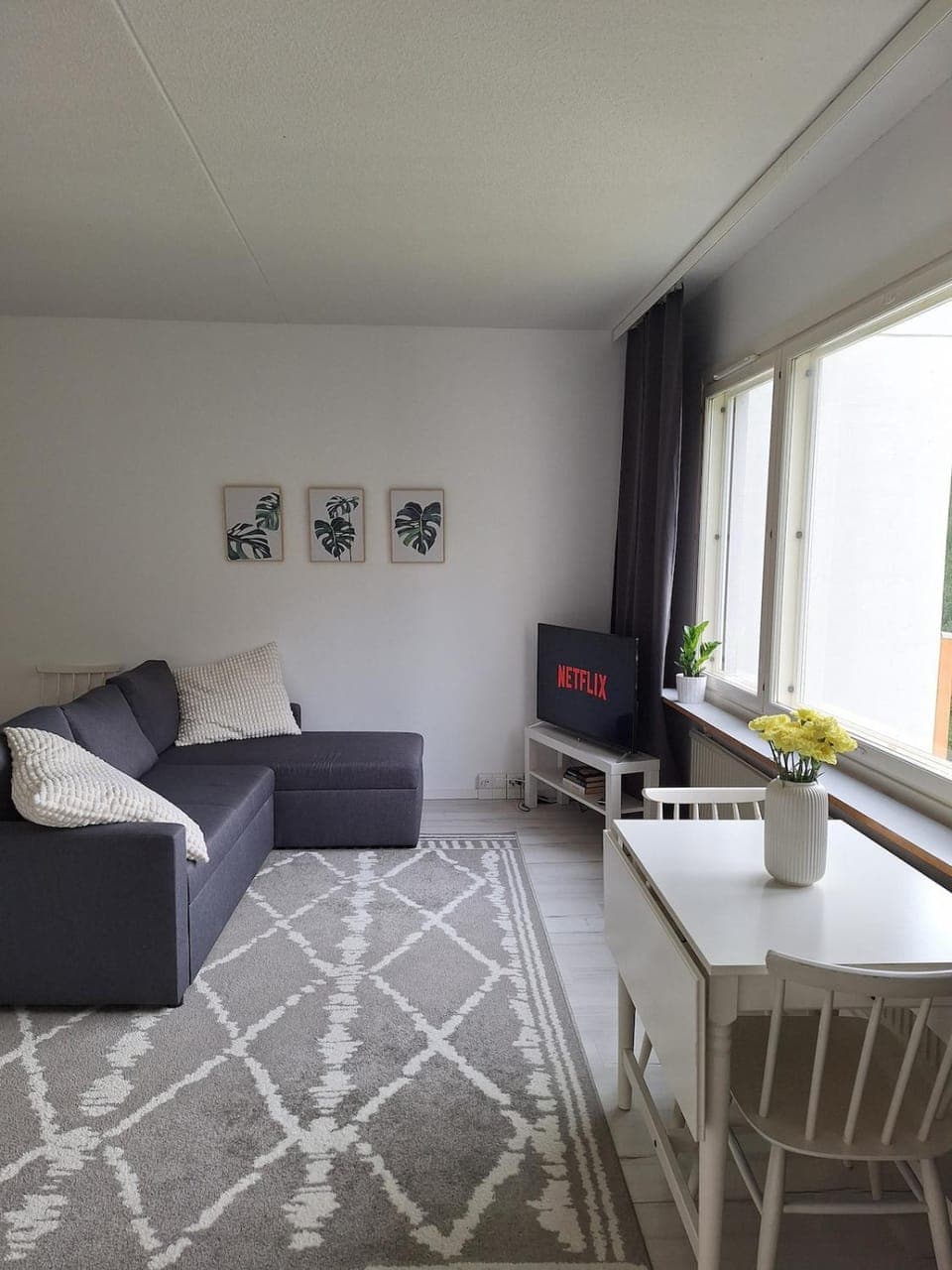 TV and multimedia, Seating area