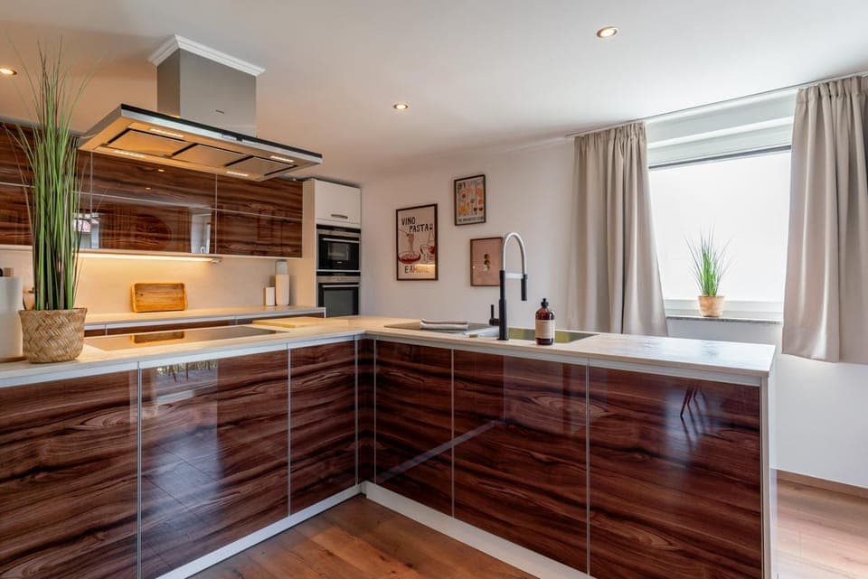 Kitchen or kitchenette, oven, stove