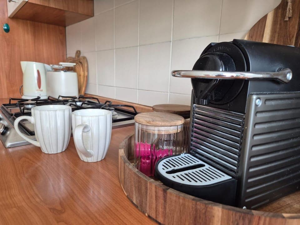 Coffee/tea facilities, Kitchen or kitchenette