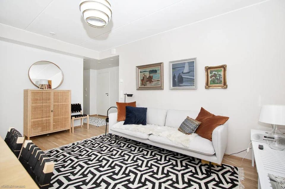 Living room, Photo of the whole room, Seating area