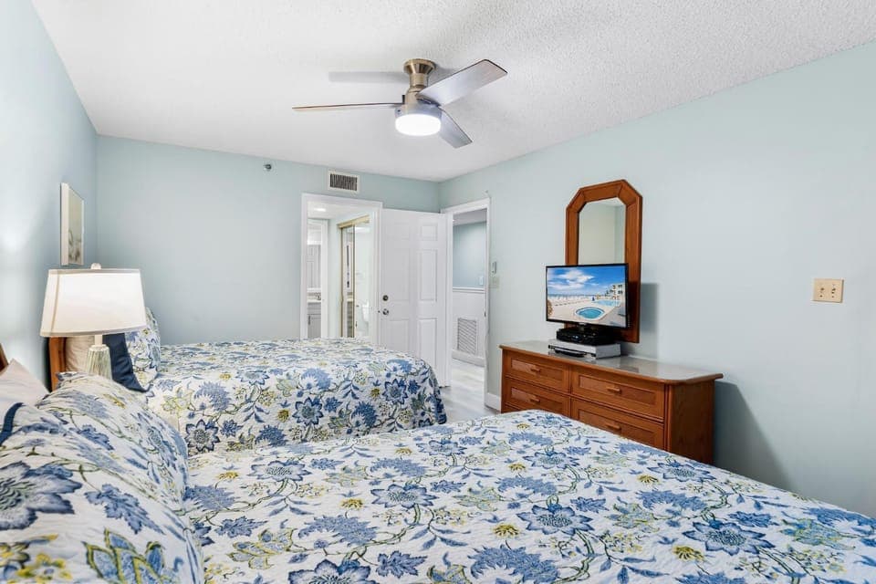 Bed, TV and multimedia, Bedroom, furniture