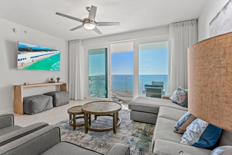 Blu 603 - Oceanfront Gem - Free Beach Service Apartment in Okaloosa Island