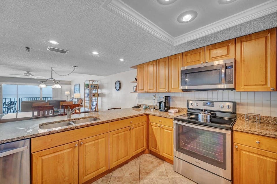 Sand Dollar 309 Apartment in Redington Shores