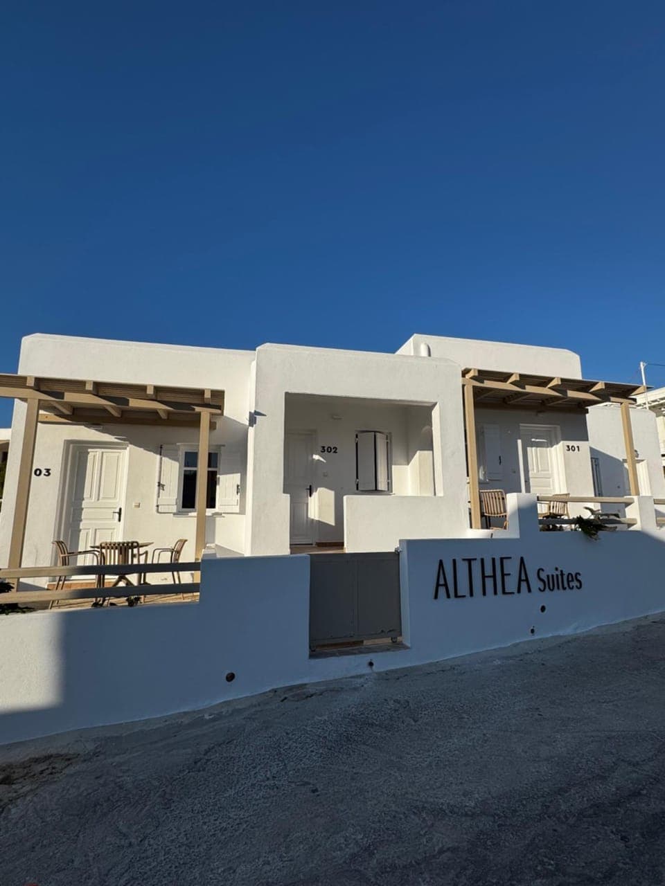 Property building, Day, Text overlay