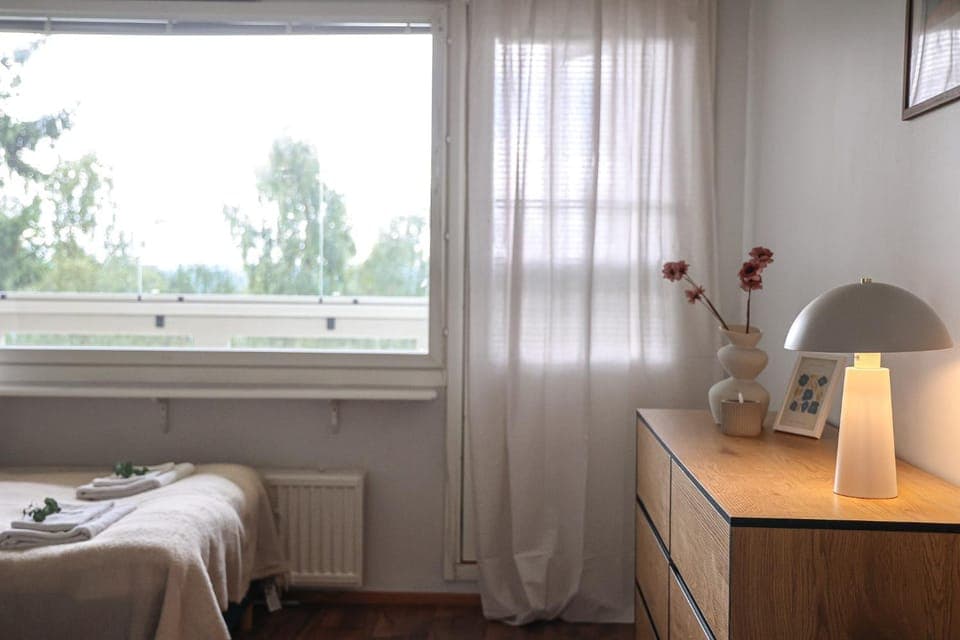 Bed, Photo of the whole room, Bedroom, internet