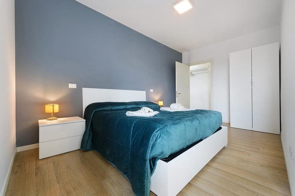 Living room, Bedroom