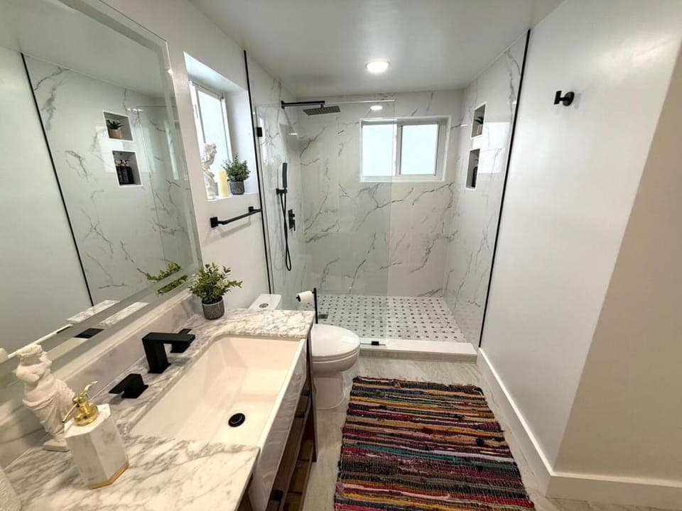 The Pines Hideaway-Wilton Manors House in Wilton Manors