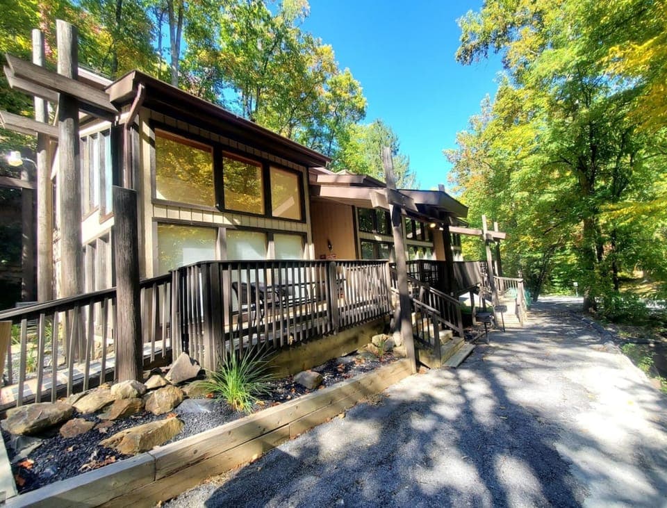 Property building, Patio