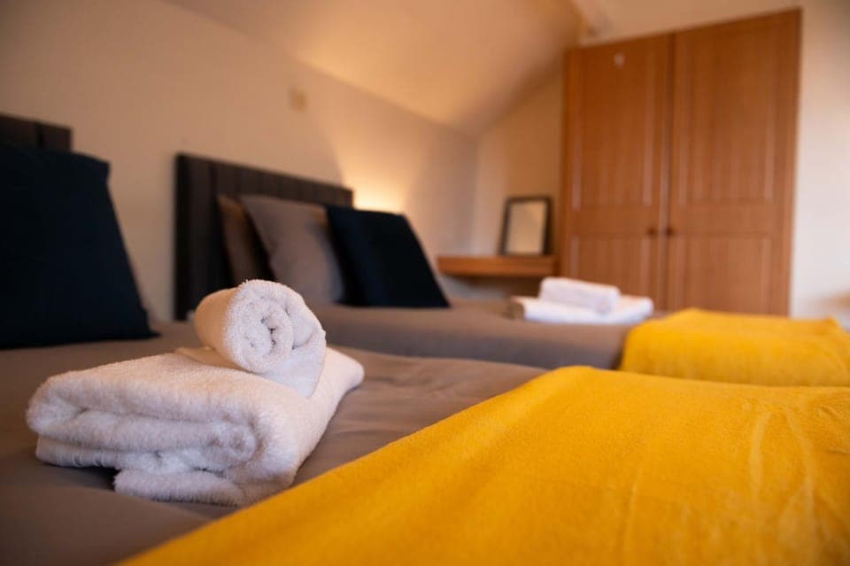 Bed, Bedroom, towels, wardrobe