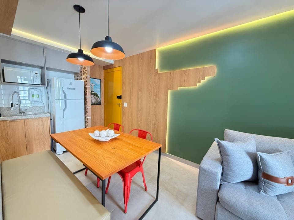 Kitchen or kitchenette, Living room, Seating area, Dining area, pet friendly