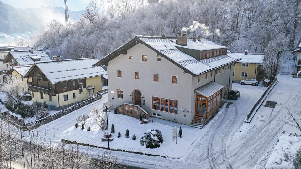 Property building, Winter