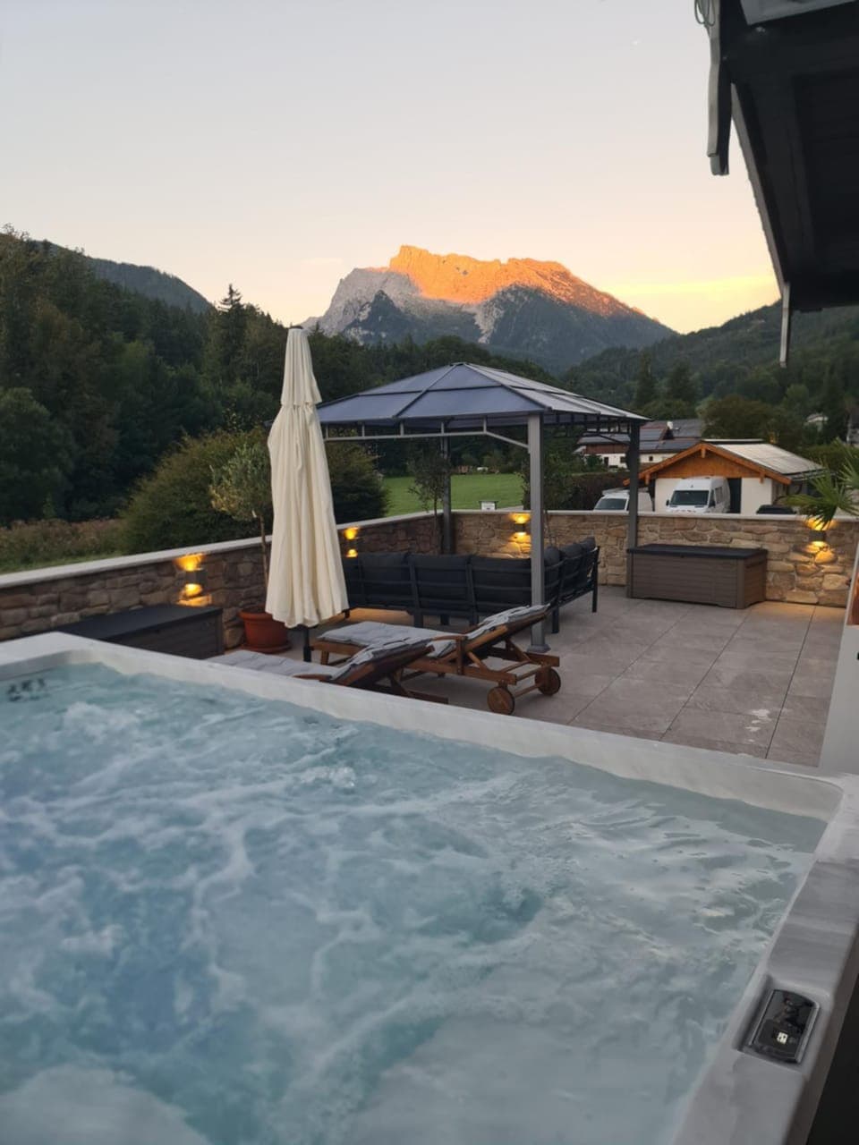 Hot Tub, Hot Tub, Mountain view, Swimming pool, Sunset
