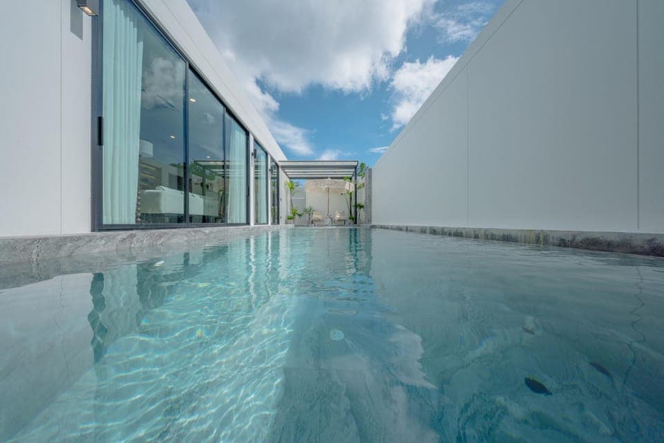 Day, Pool view, Swimming pool
