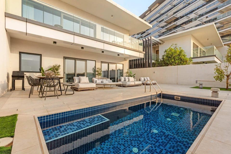 Balcony/Terrace, Swimming pool