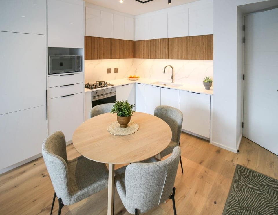 Dining area, microwave, oven, kitchen