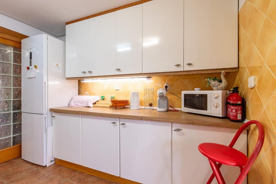 Kitchen or kitchenette, Living room