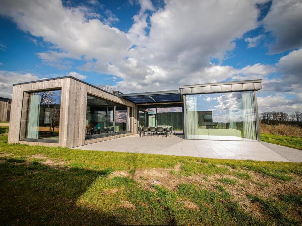 Property building, Summer