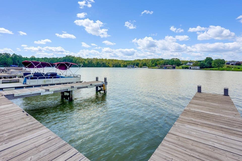 Lake Anna Retreat with Boat Slip | Sleeps 15 House in Lake Anna
