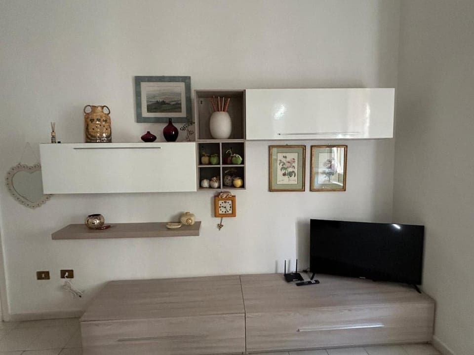 TV and multimedia, Seating area, internet