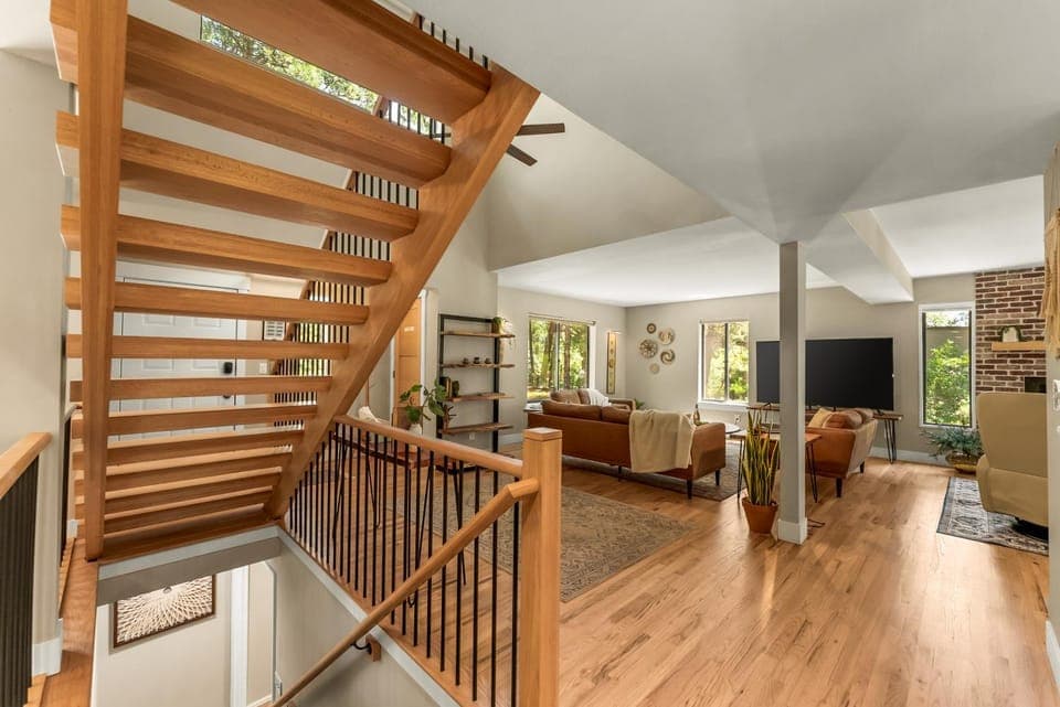 Spacious Comfort in Scenic Monument House in Monument