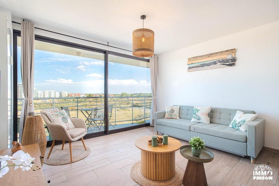 View (from property/room), Living room, Seating area