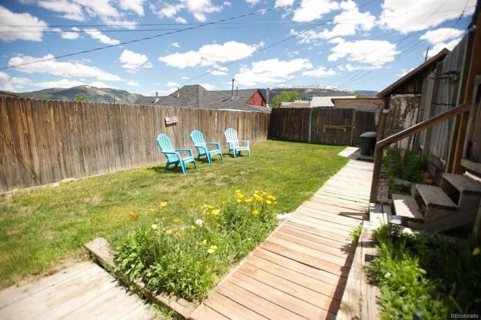 Day, Garden, Mountain view