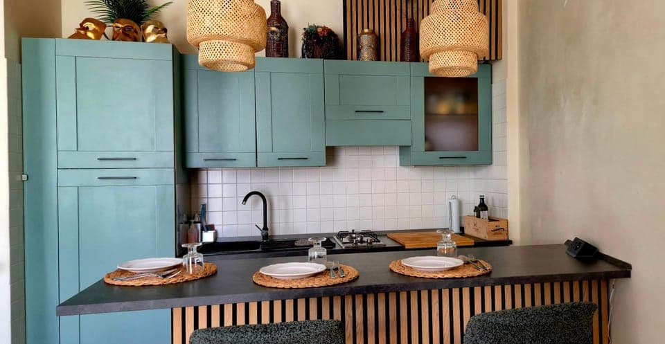 Kitchen or kitchenette