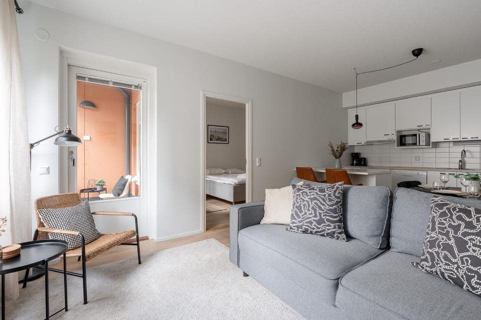 Kitchen or kitchenette, Living room, Seating area