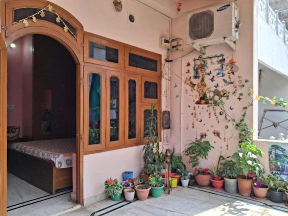 Garden, air conditioner