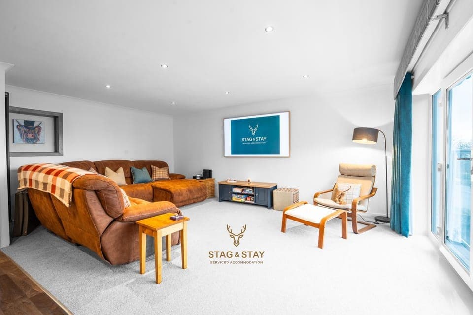 TV and multimedia, Balcony/Terrace, Seating area