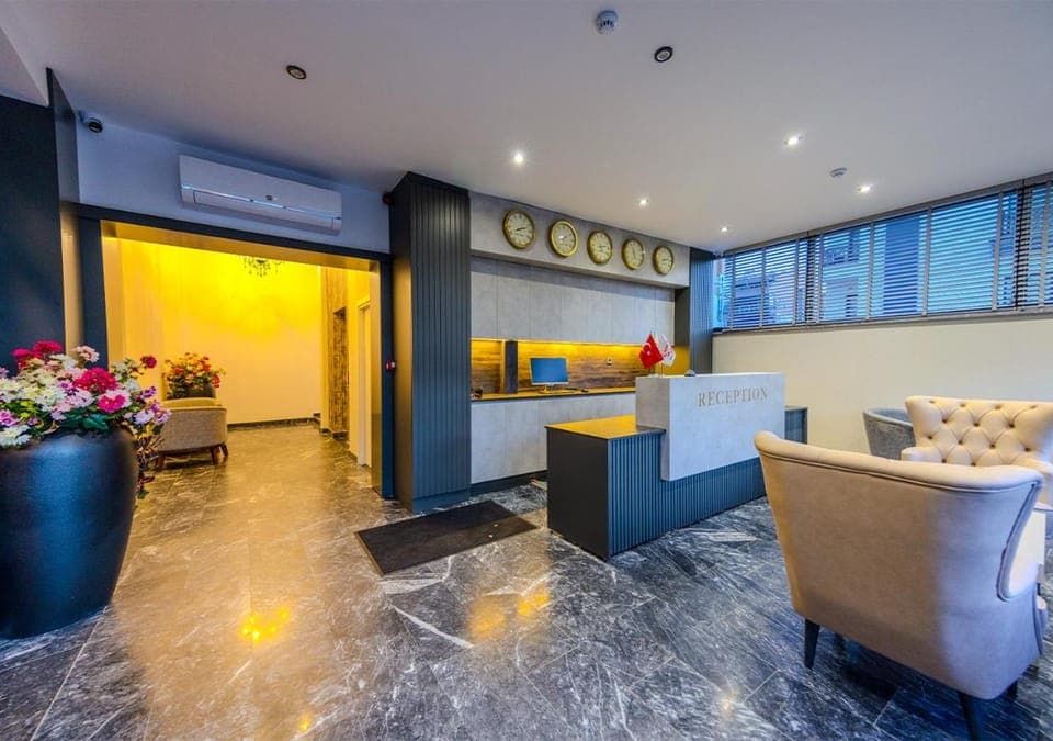 Lobby or reception, Seating area