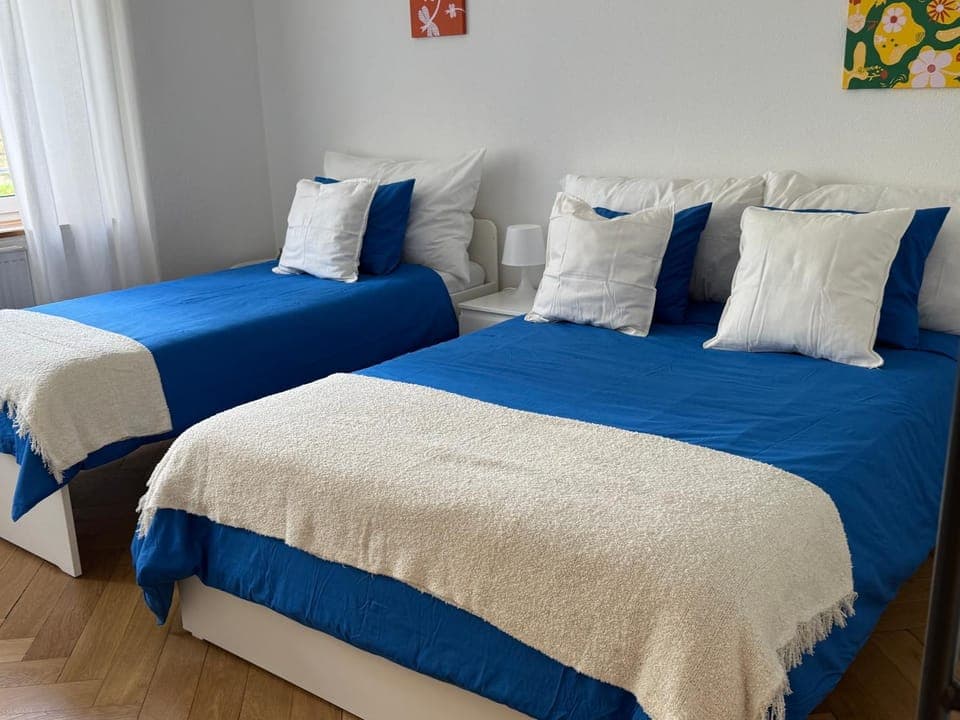 Bed, Photo of the whole room, Bedroom