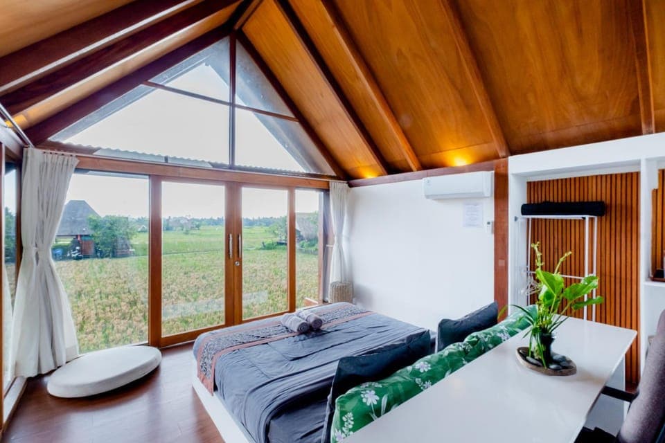 Bed, Garden, Photo of the whole room, Bedroom, Garden view, towels