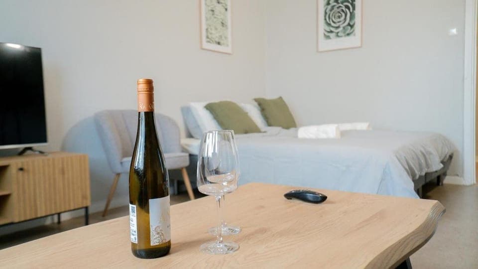 Bed, TV and multimedia