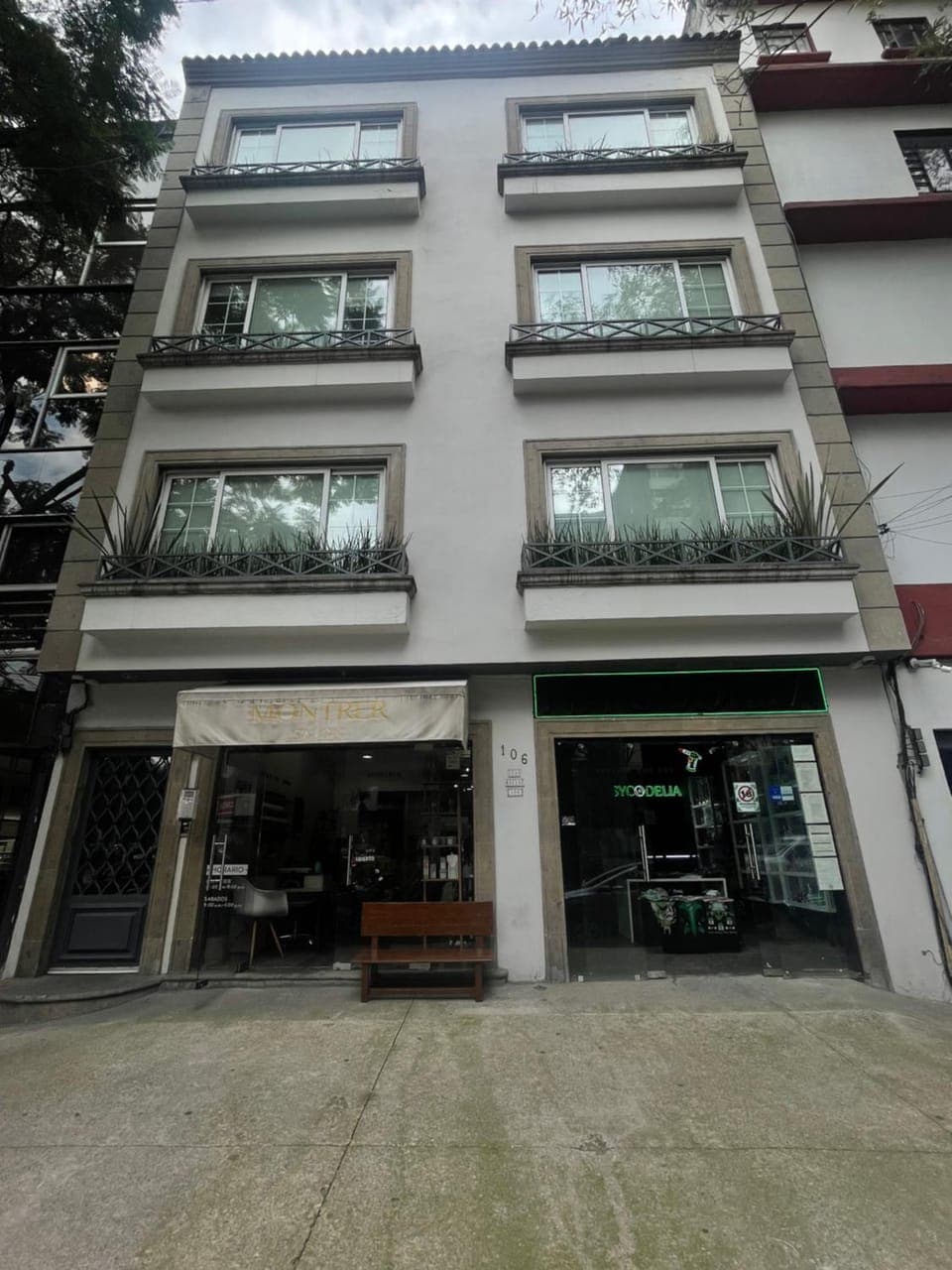 Property building, Day