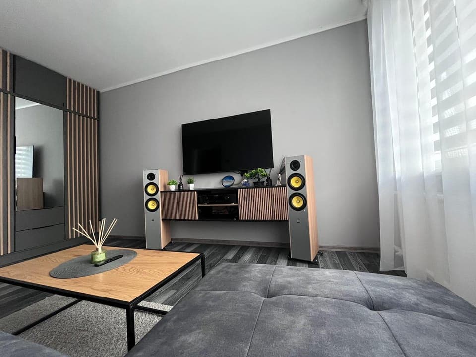 TV and multimedia, Living room, Seating area