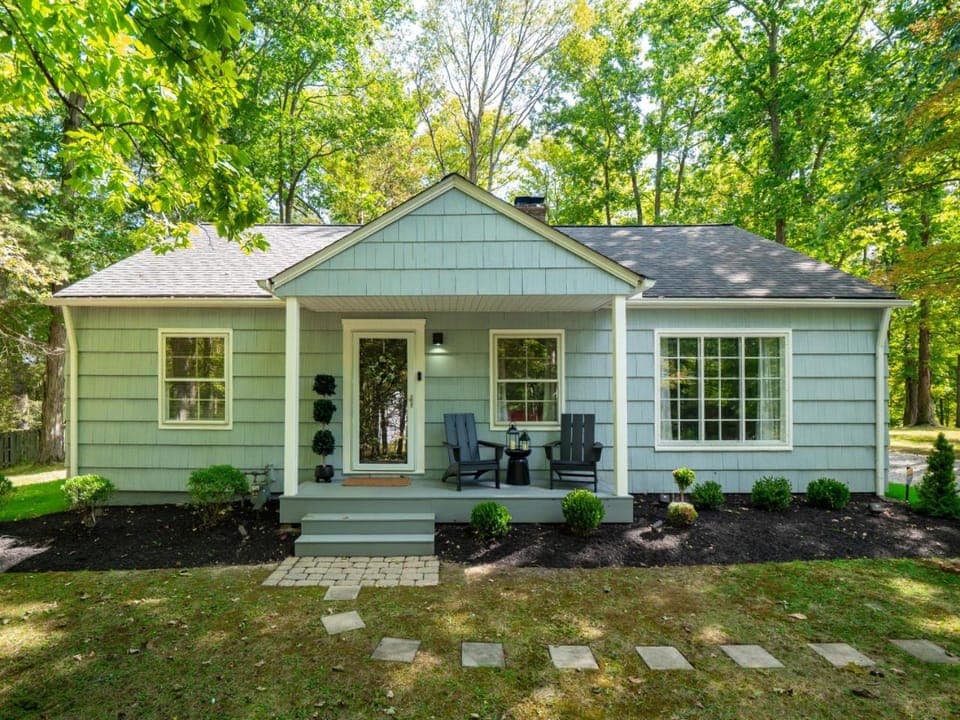 Property building, Garden